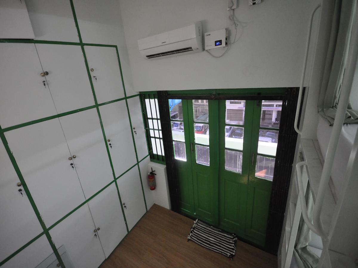 Hostel Latha Янгон Экстерьер фото